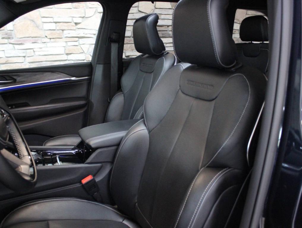 used 2023 Jeep Grand Cherokee car, priced at $45,900