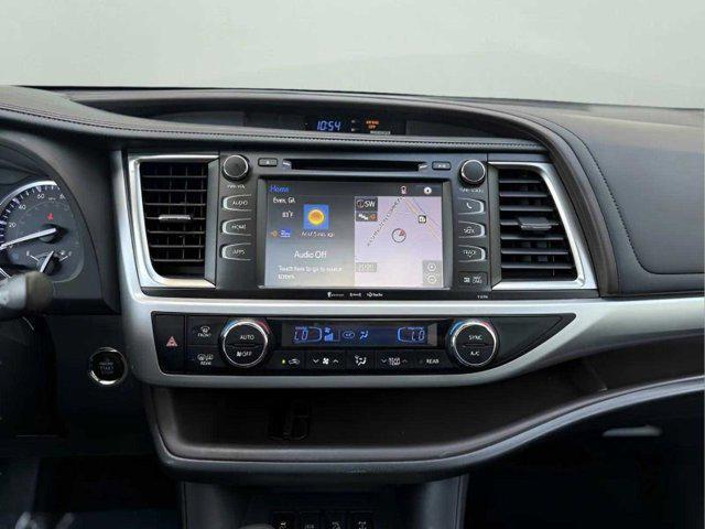 used 2019 Toyota Highlander car, priced at $26,980