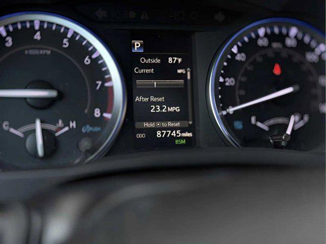 used 2019 Toyota Highlander car, priced at $26,980