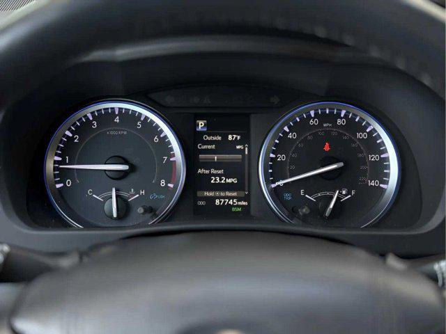 used 2019 Toyota Highlander car, priced at $26,980