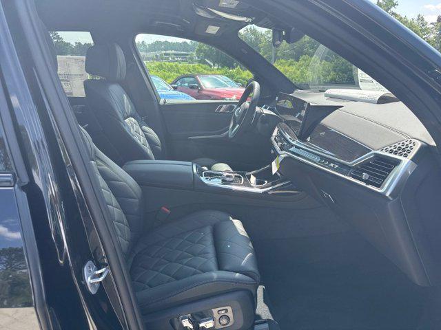 new 2026 BMW X7 car, priced at $100,405