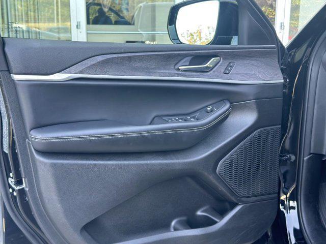 used 2025 Jeep Grand Cherokee L car, priced at $45,990