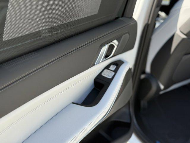 new 2026 BMW X7 car, priced at $96,435