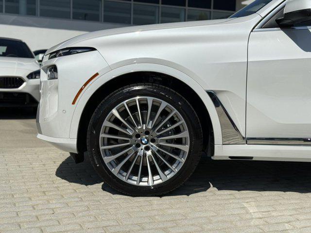 new 2026 BMW X7 car, priced at $96,435