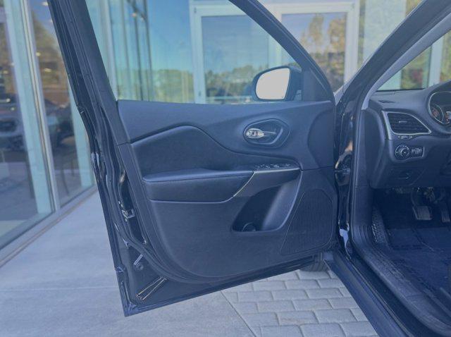 used 2019 Jeep Cherokee car, priced at $17,605