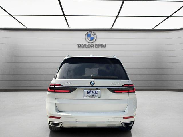 new 2025 BMW X7 car, priced at $92,710