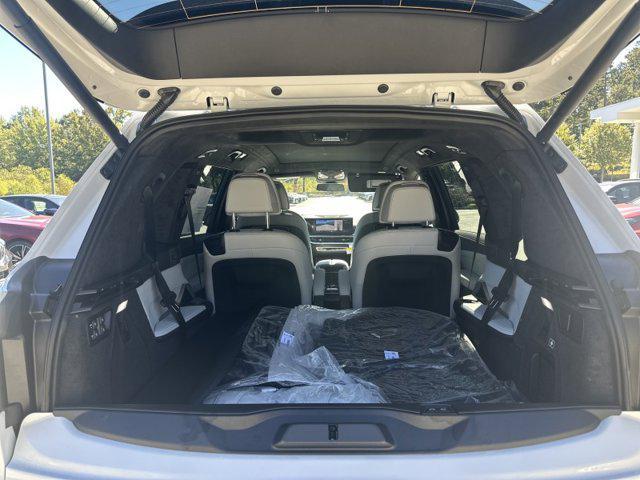 new 2026 BMW X7 car, priced at $98,390