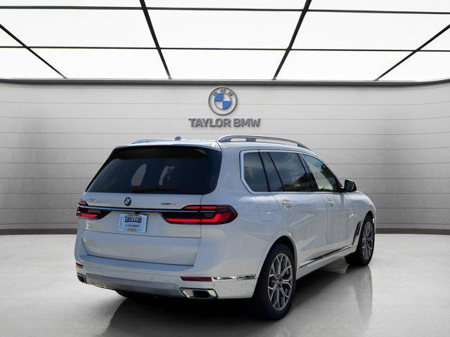 new 2025 BMW X7 car, priced at $92,710