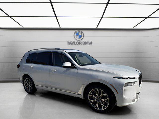 new 2025 BMW X7 car, priced at $92,710