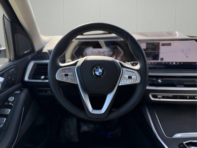 new 2025 BMW X7 car, priced at $92,710