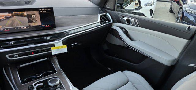 new 2026 BMW X7 car, priced at $100,785