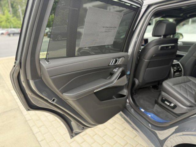new 2026 BMW X7 car, priced at $100,875