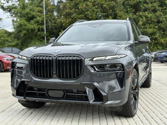 new 2026 BMW X7 car, priced at $100,875
