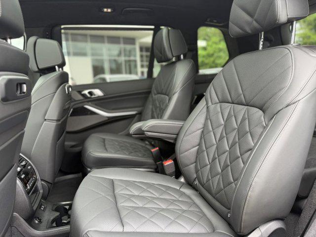 new 2026 BMW X7 car, priced at $100,875
