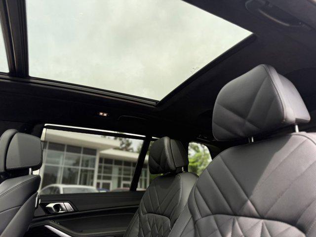 new 2026 BMW X7 car, priced at $100,875