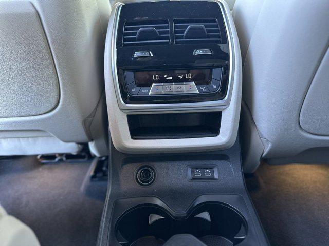 new 2026 BMW X7 car, priced at $128,835