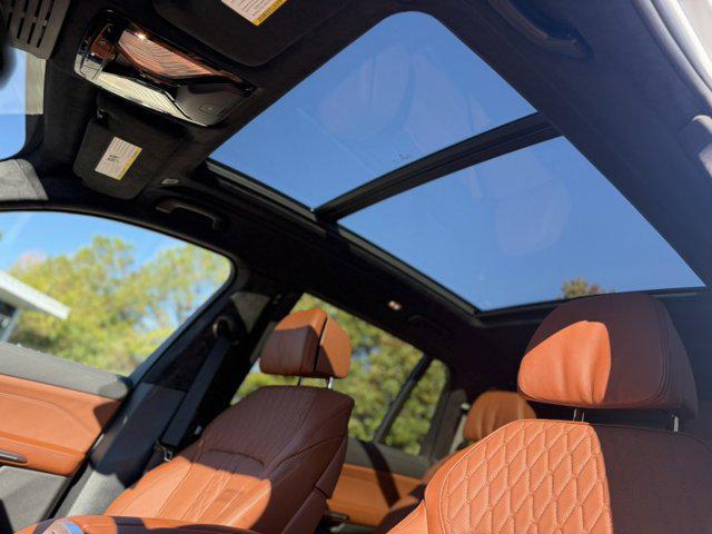 new 2026 BMW X7 car, priced at $99,485