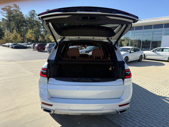 new 2026 BMW X7 car, priced at $99,485
