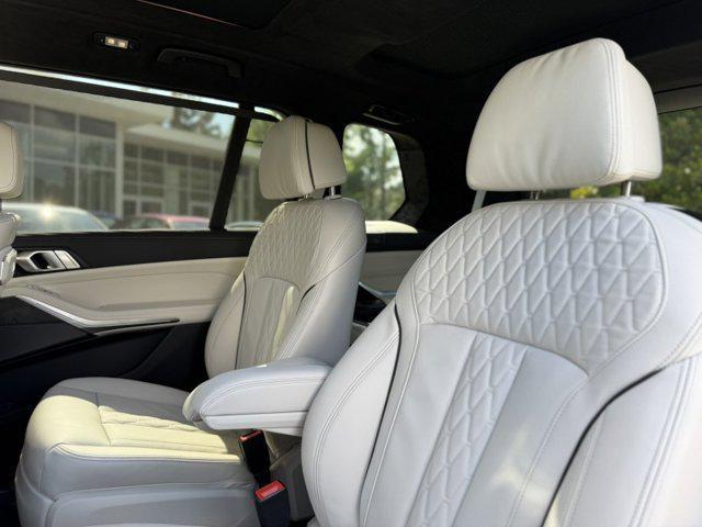 new 2025 BMW X7 car, priced at $107,635