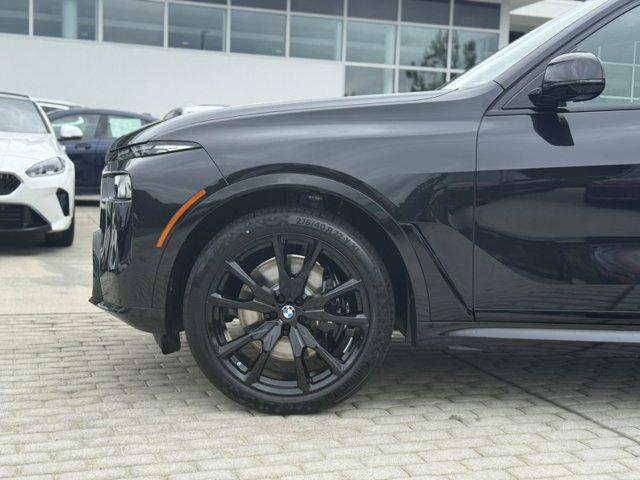 new 2026 BMW X7 car, priced at $99,685