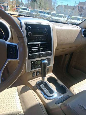 used 2008 Mercury Mountaineer car, priced at $9,900