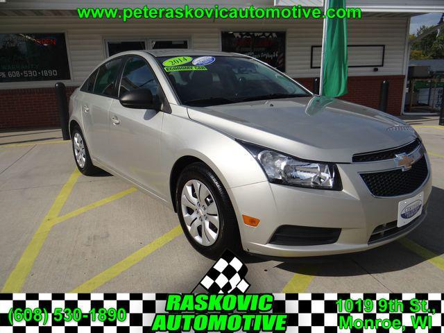 used 2014 Chevrolet Cruze car, priced at $9,588