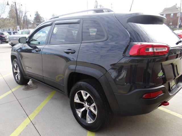 used 2016 Jeep Cherokee car, priced at $18,999