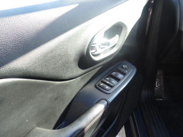 used 2016 Jeep Cherokee car, priced at $18,999