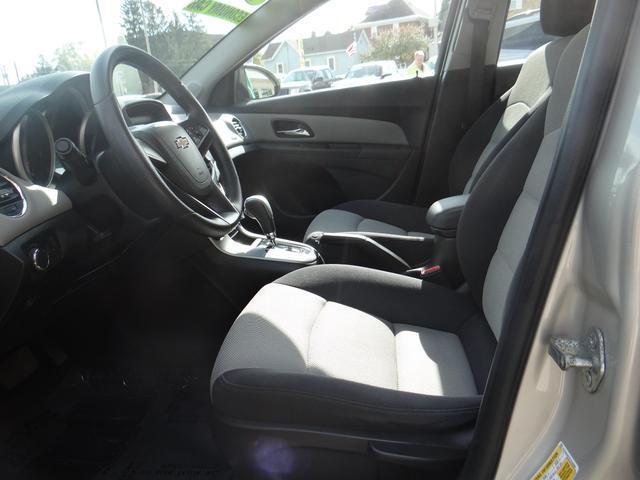 used 2014 Chevrolet Cruze car, priced at $9,588