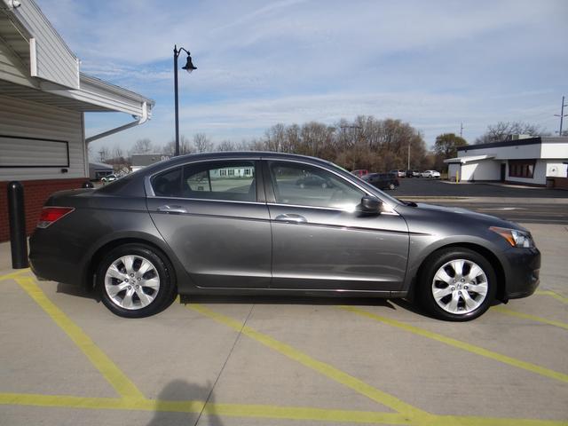 used 2009 Honda Accord car, priced at $10,488