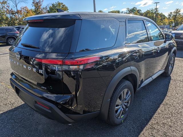 new 2024 Nissan Pathfinder car, priced at $40,480