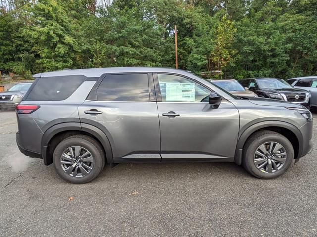 new 2024 Nissan Pathfinder car, priced at $40,570