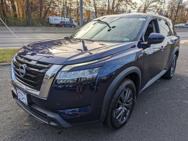 used 2022 Nissan Pathfinder car, priced at $25,995