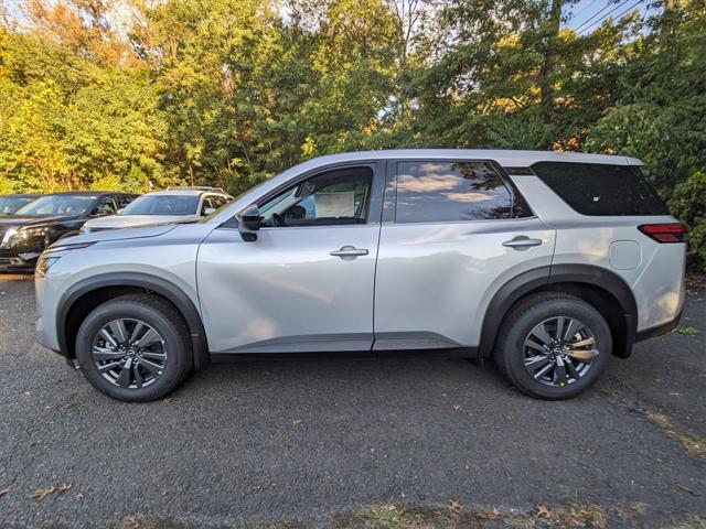 new 2024 Nissan Pathfinder car, priced at $40,480