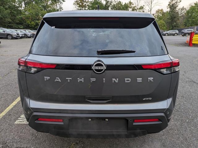 new 2024 Nissan Pathfinder car, priced at $40,480