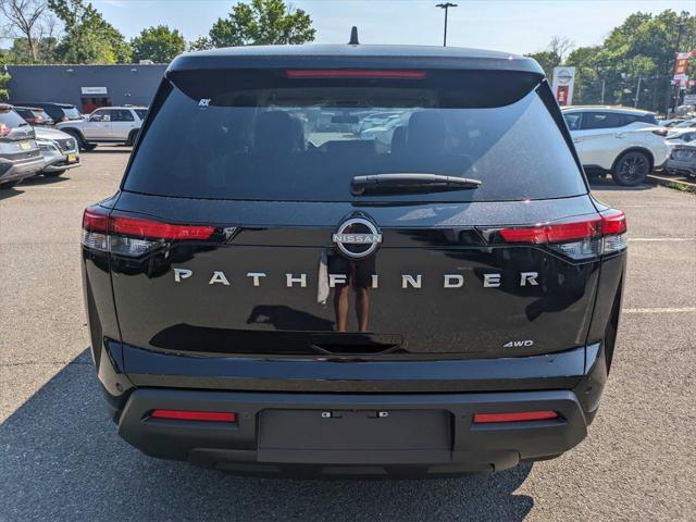 new 2024 Nissan Pathfinder car, priced at $40,480