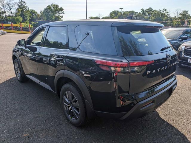 new 2024 Nissan Pathfinder car, priced at $40,480