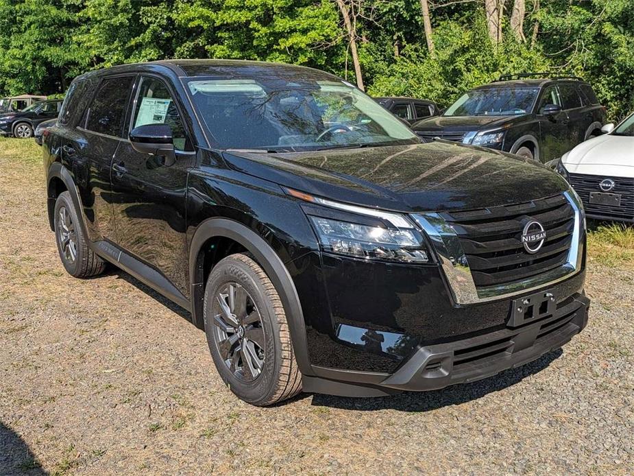 new 2024 Nissan Pathfinder car, priced at $40,480