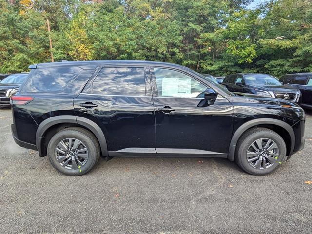 new 2024 Nissan Pathfinder car, priced at $40,830