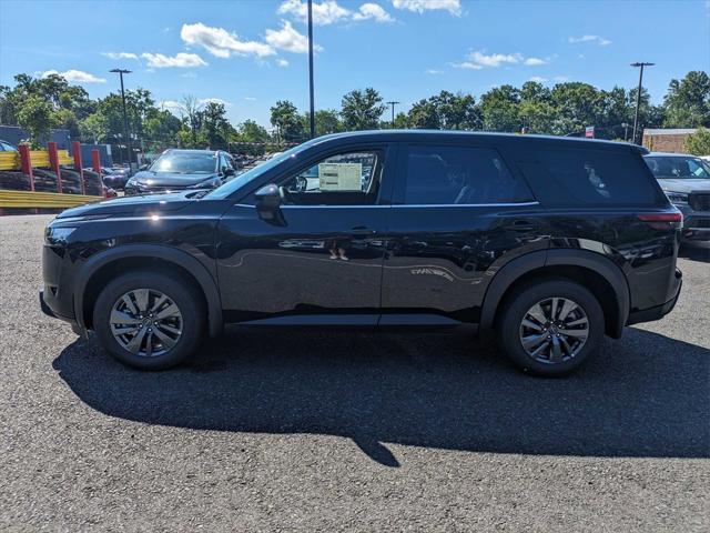 new 2024 Nissan Pathfinder car, priced at $40,480