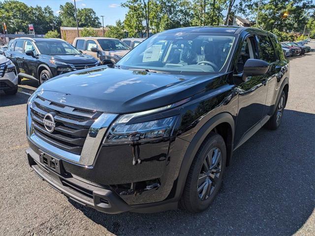 new 2024 Nissan Pathfinder car, priced at $40,480