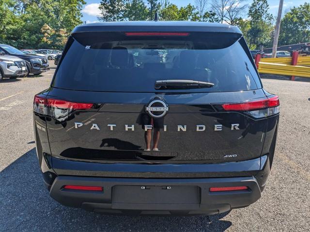 new 2024 Nissan Pathfinder car, priced at $40,480