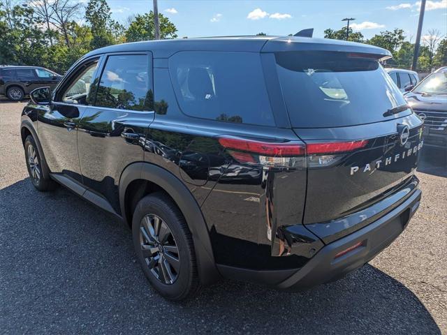 new 2024 Nissan Pathfinder car, priced at $40,480