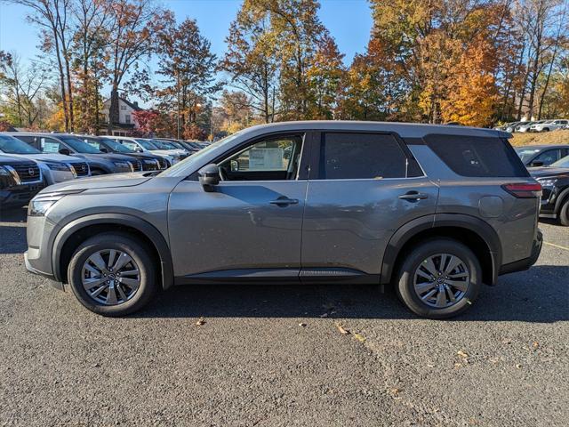 new 2024 Nissan Pathfinder car, priced at $40,480