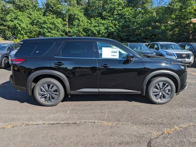 new 2024 Nissan Pathfinder car, priced at $40,480