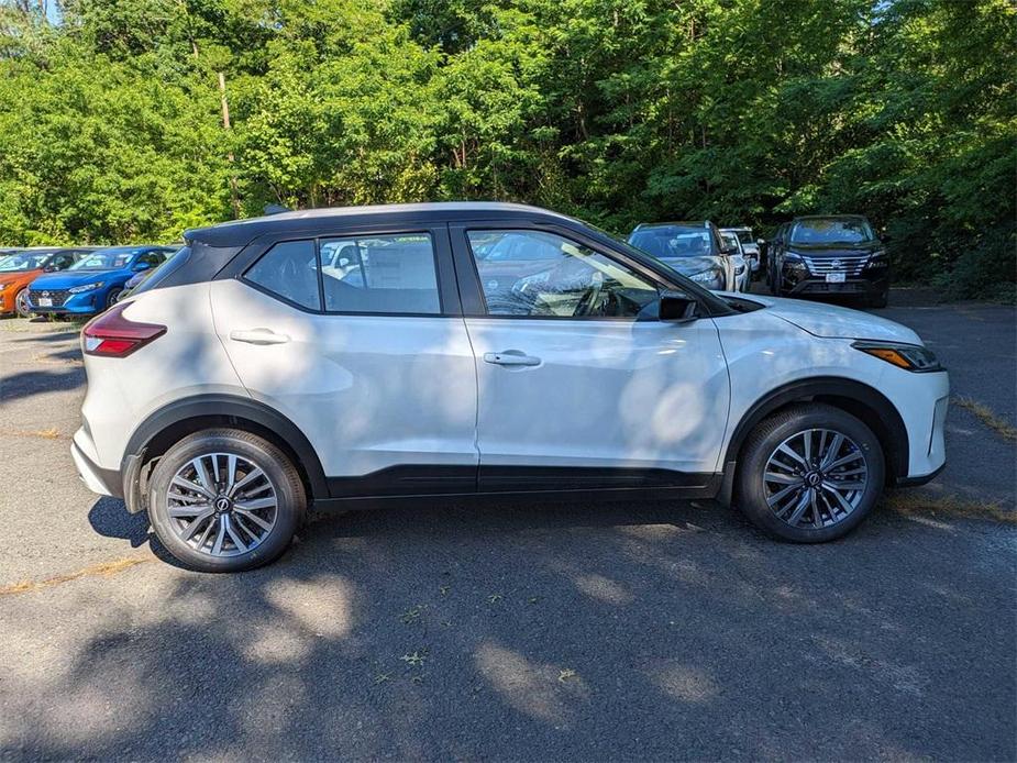 new 2024 Nissan Kicks car, priced at $25,765