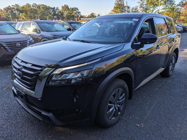 new 2024 Nissan Pathfinder car, priced at $40,480