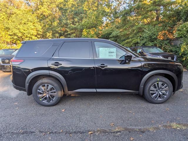 new 2024 Nissan Pathfinder car, priced at $40,480