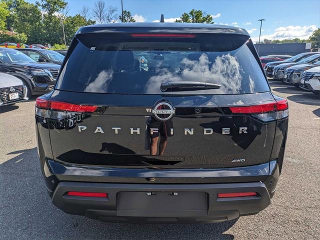 new 2024 Nissan Pathfinder car, priced at $40,480