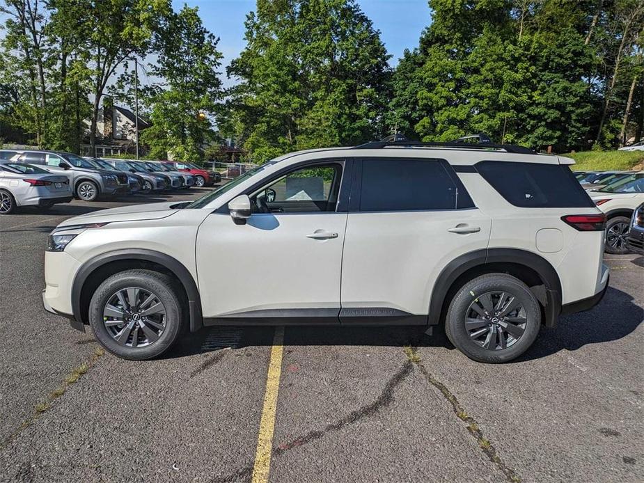 new 2024 Nissan Pathfinder car, priced at $44,005